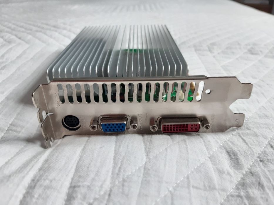 GPU Sonic GeForce 8500GT PCI-E 256MB DDR3 TV-OUT DVI | Sprawna