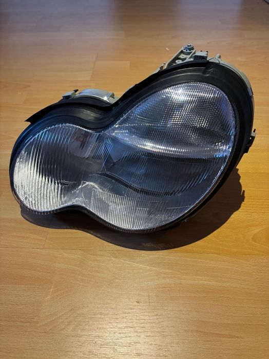 Óptica TYC Mercedes-Benz W203