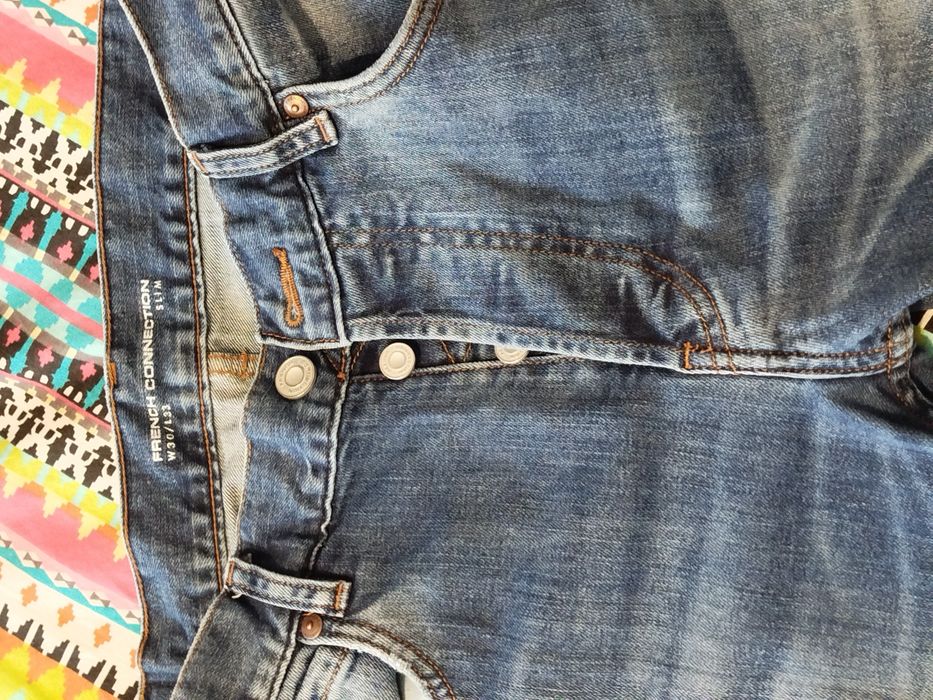 Nowe męskie spodnie jeansowe French Connections Slim 30 / 33