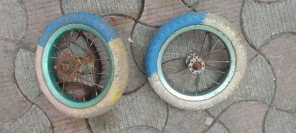 Колесо к коляске, велосипеду