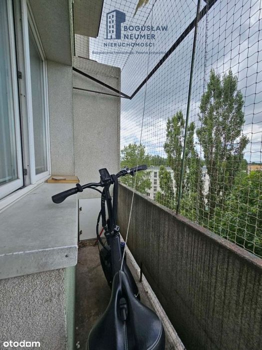 Duża kawalerka z balkonem na Piastowie poleca się na sprzedaż :)