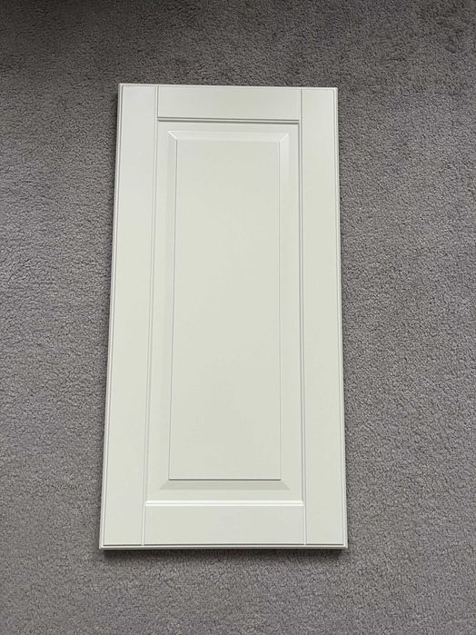 Front/ drzwi Ikea Bodbyn 30x60 kremowy