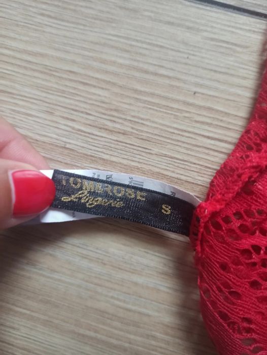 Śliczne, seksowne, koronkowe body