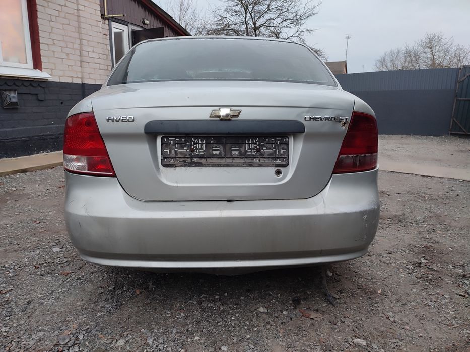Разборка запчасти на Шевроле Авео т 200 Chevrolet Aveo на автомате.