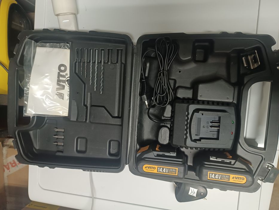 Bateria Aparafusadora Vito 14.4V (x2) + Carregador