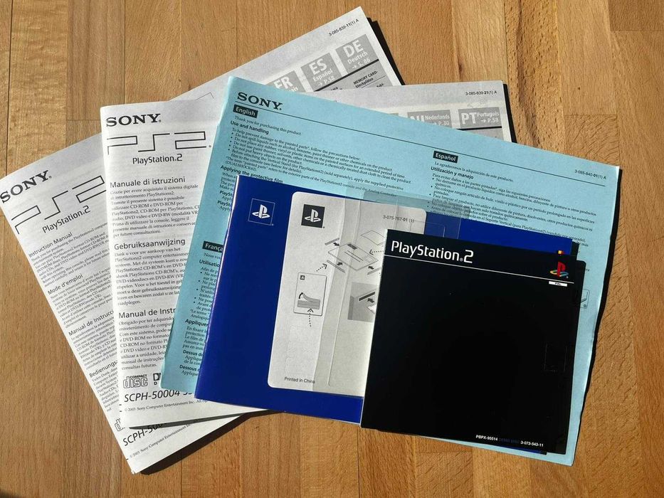 Playstation 2 - Satin Silver - 2 Comandos