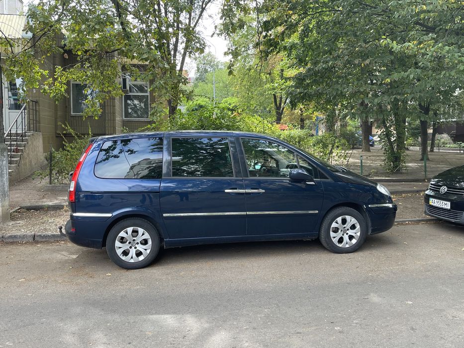 Citroen C8 не Ulysse Phedra 807