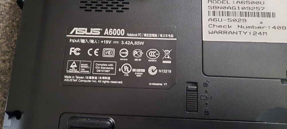 Laptop Asus A6500U