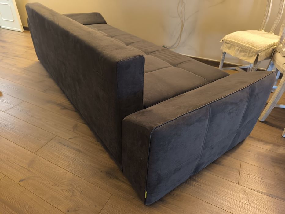 Sofá 3 lugares com cama