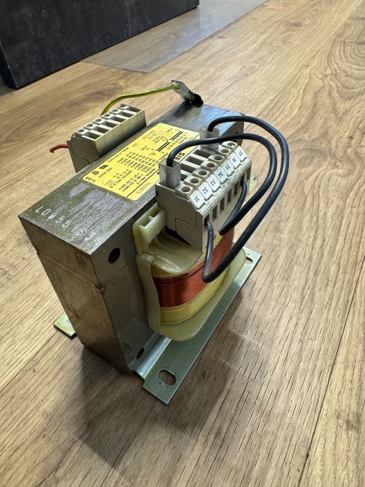 Transformator SIEMENS 4AM5241-8AC40-0C 50-60Hz