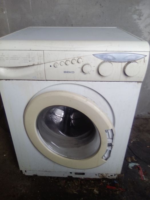 Продам стиральную машинку бу.