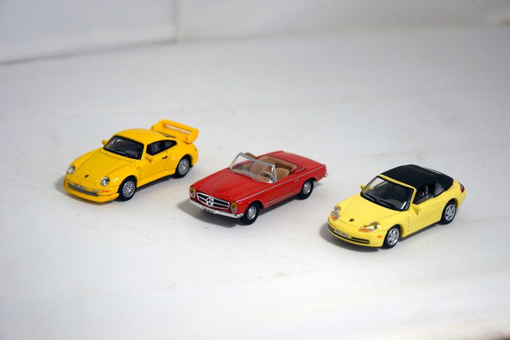 Carrinhos miniatura 1:72