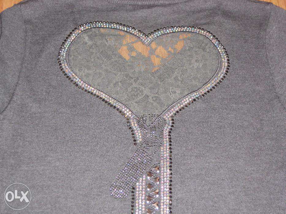 Свитер с гипюровой вставкой на спине Р. 44-46