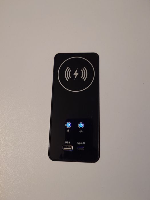 Stolik boczny biało czarny podswietlany