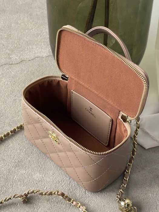 Женская сумка Chanel Lambskin через плечо Шанель бочонок