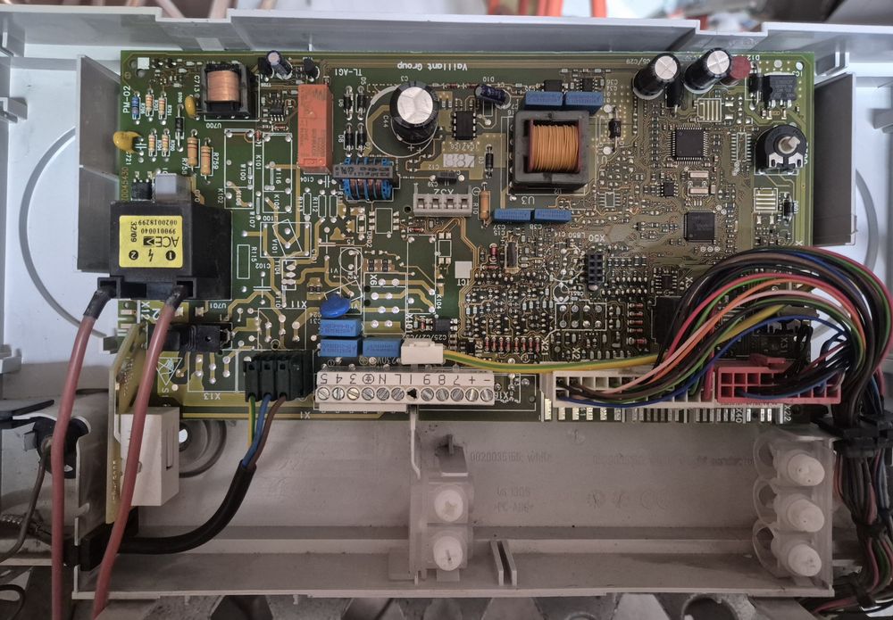 Płyta główna Kocioł piec Vaillant atmoTec pro