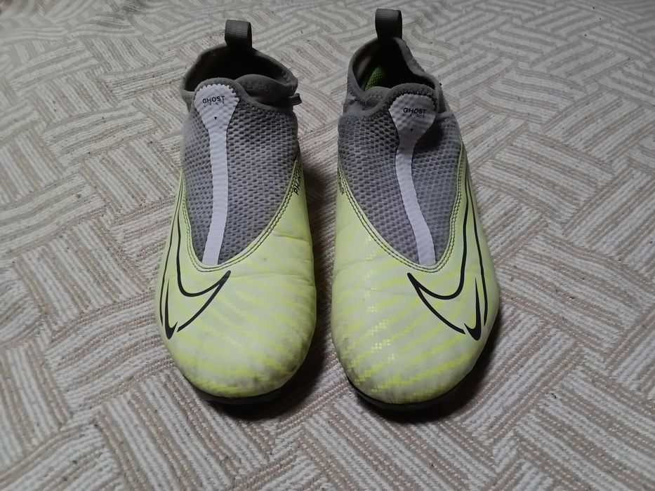 Nike Phantom оригінальні, зелені футбольні бутси