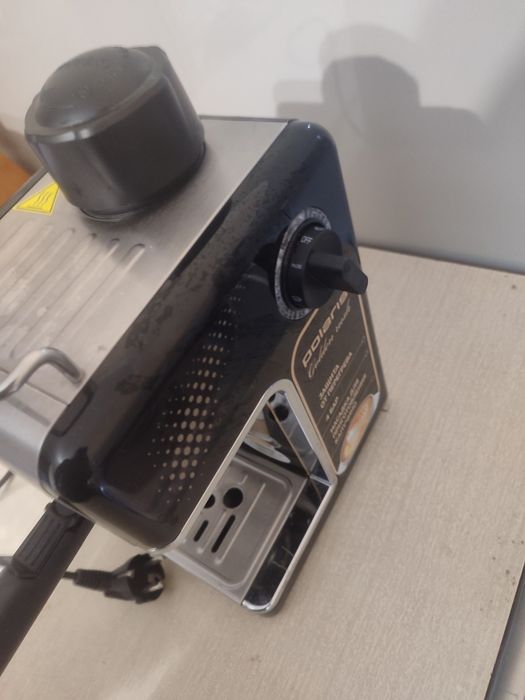 Продам еспресо-кавоварку POLARIS PCM 4006A Golden Rush.