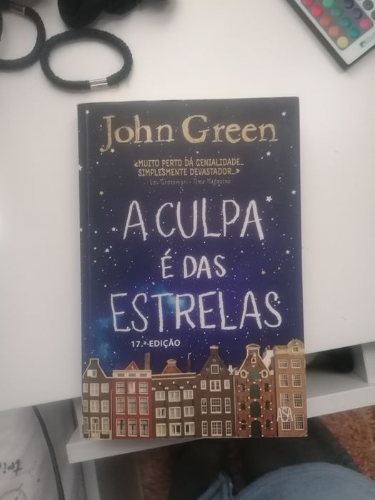 Livro: A Culpa é das Estrelas