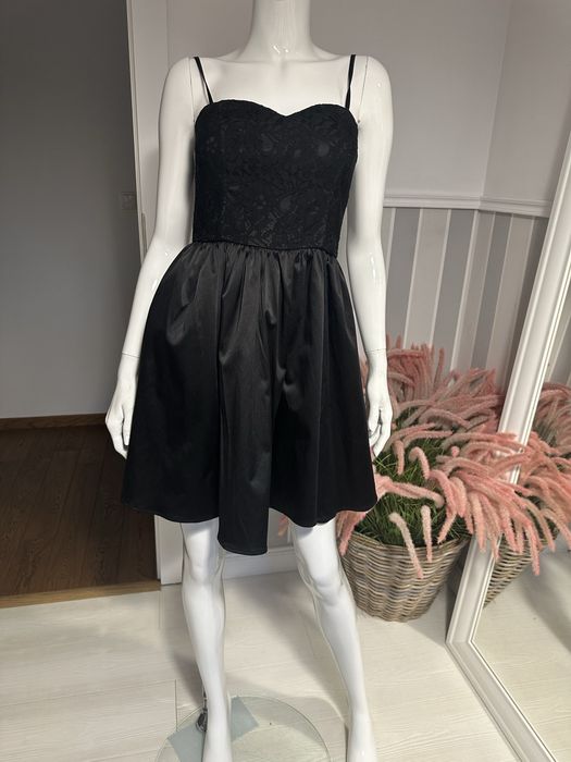 Sukienka czarna mala czarna S