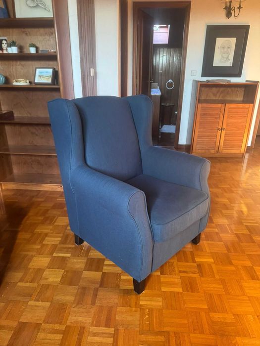 Belíssimas poltronas azuis - 2 unidades disponíveis