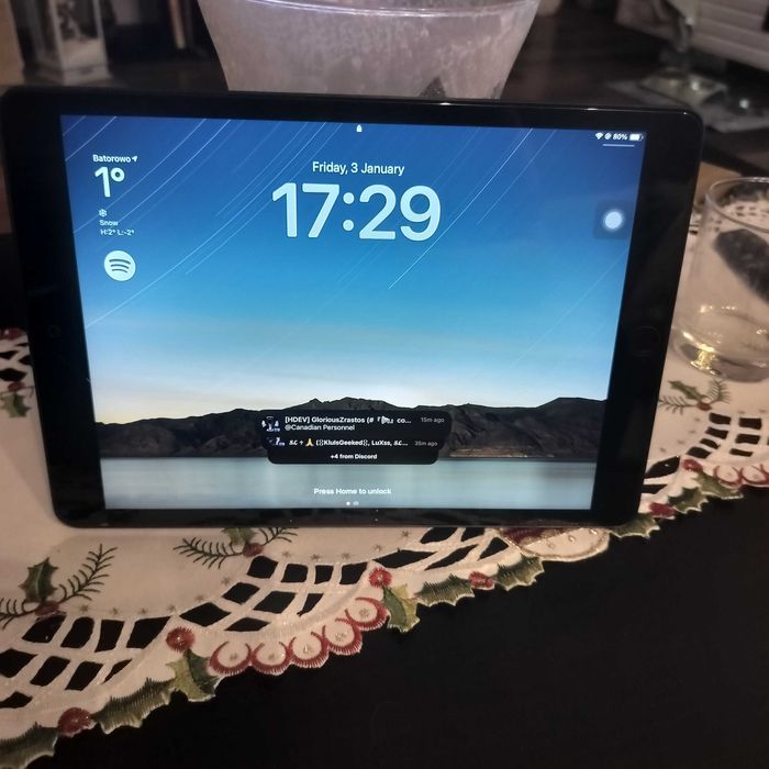 iPad 9 generacja Wi-Fi 64gb