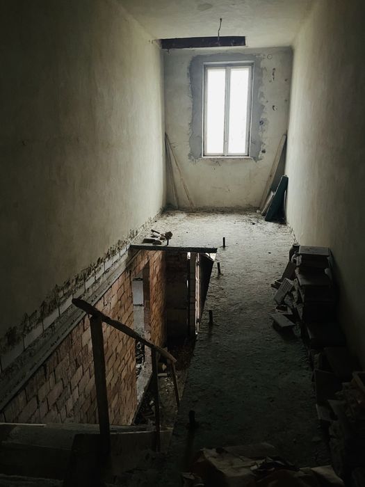 Незавершене будівництво 140 м² та технічна будівля