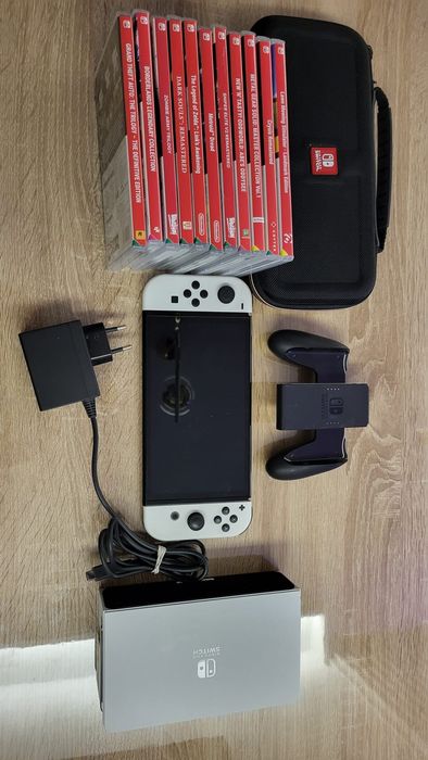 Konsola NINTENDO SWITCH OLED (HEG-001) + gry
