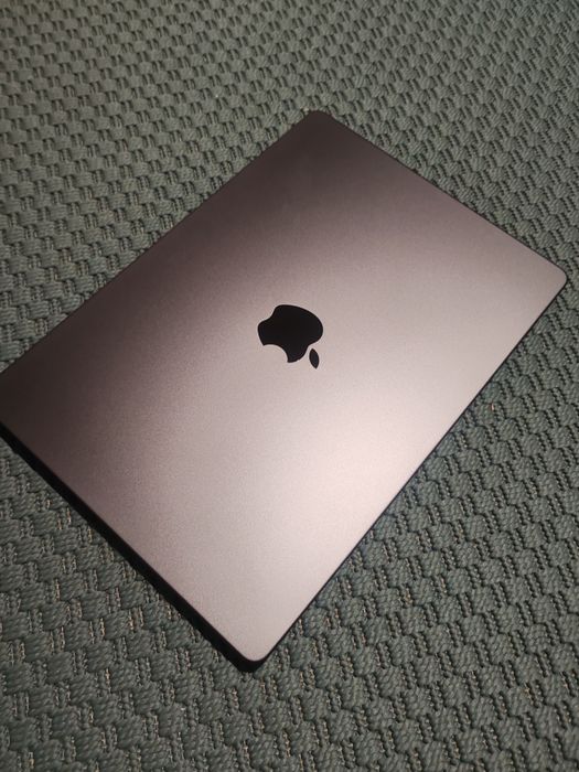 MacBook Pro 14" M5 16Gb 512Gb - Novo/Fatura/Garantia