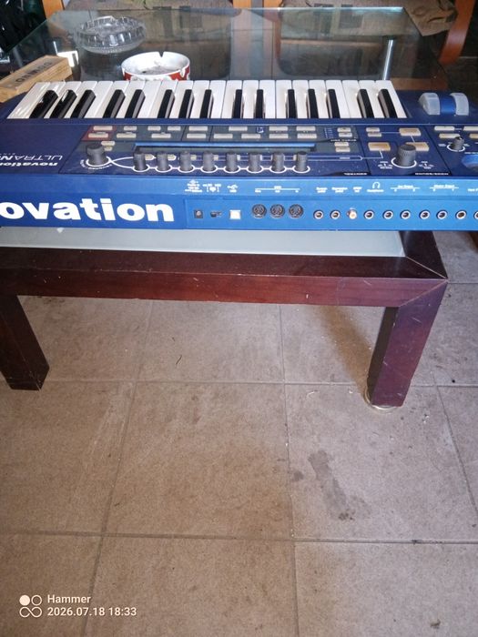 Sprzedam syntezator