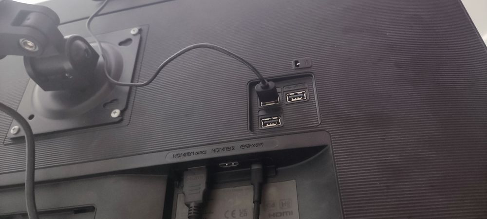 Monitor Samsung 32" 4k smart S32AM700URX