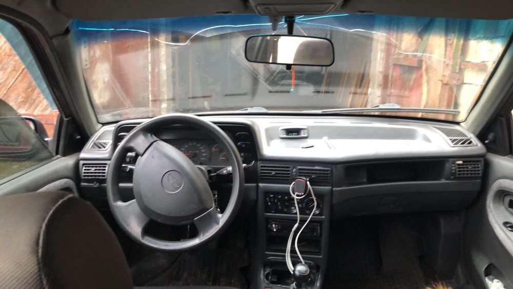 део~2008г.в.,гбо~4,гнилая по низам дверей,стаканы варенные,на отл.ходу