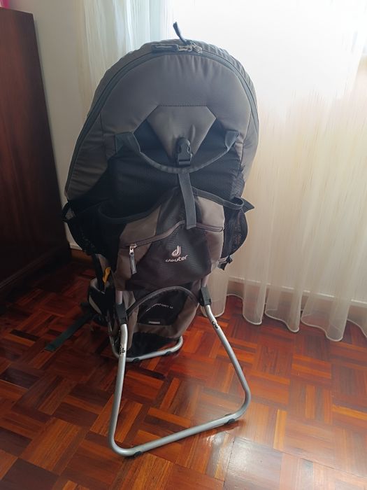 Porta-Bebé Caminhada Deuter Kid Comfort