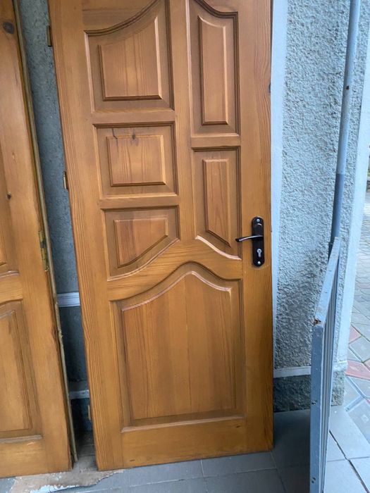 Вхідні двері деревяні Збараж