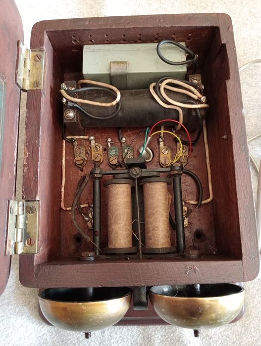 Caixa de telefone como nova.