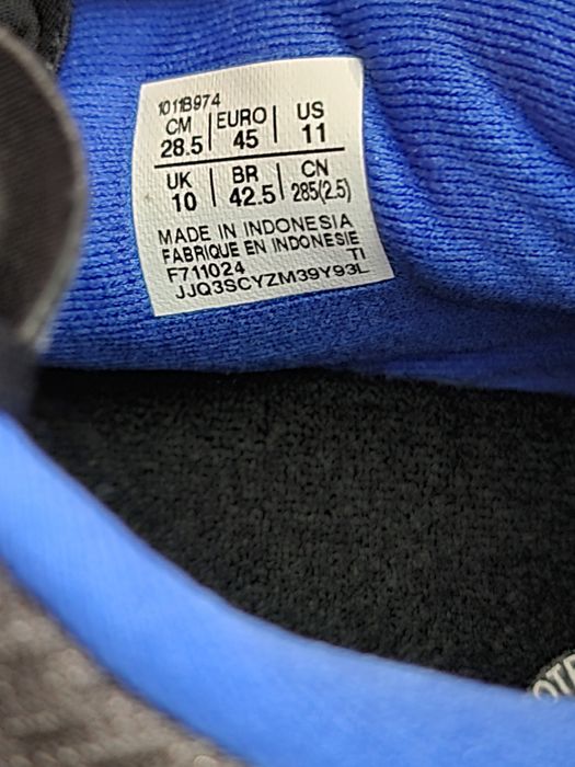 Оригінал 100% чоловічі кросівки asics novablast 5  eur 45