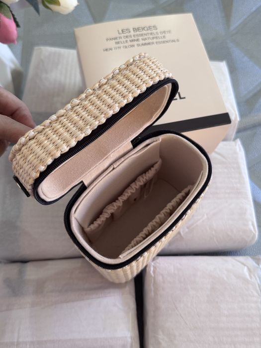 Лімітована Косметичка Chanel  Les Beiges