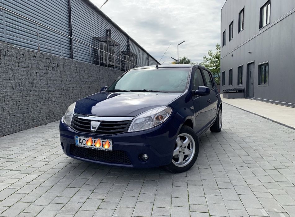 Dacia Sandero Laureate 1.4 газ/бенз 2009