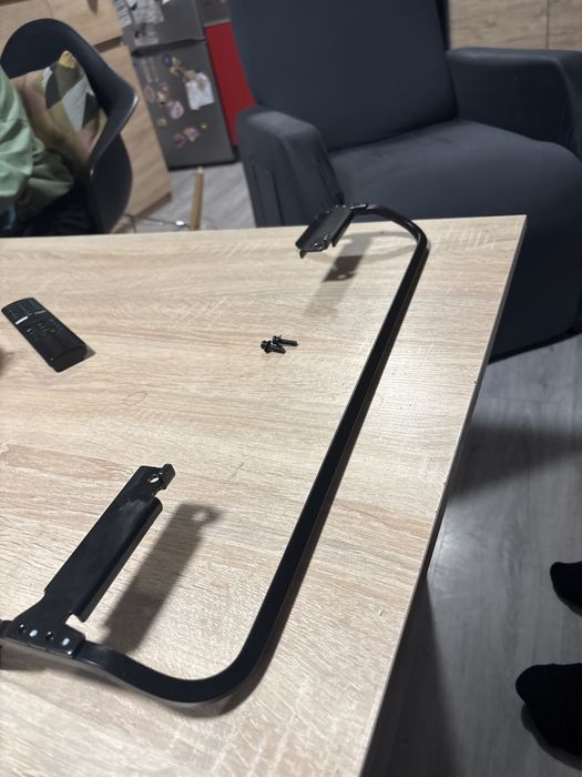 Podstawa noga stop od sony  kdl-40r480b plus sruby