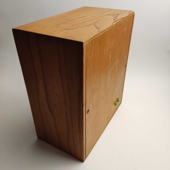 Stary pojedynczy głośnik tzw. kołchoźnik - lata 50/60