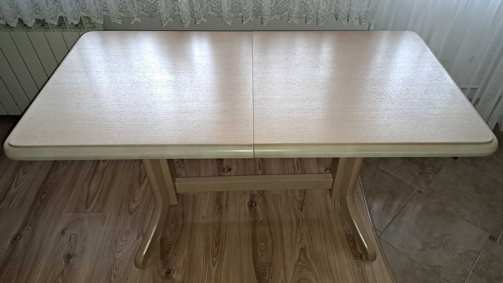 Ławostół rozkładany, stan bardzo dobry