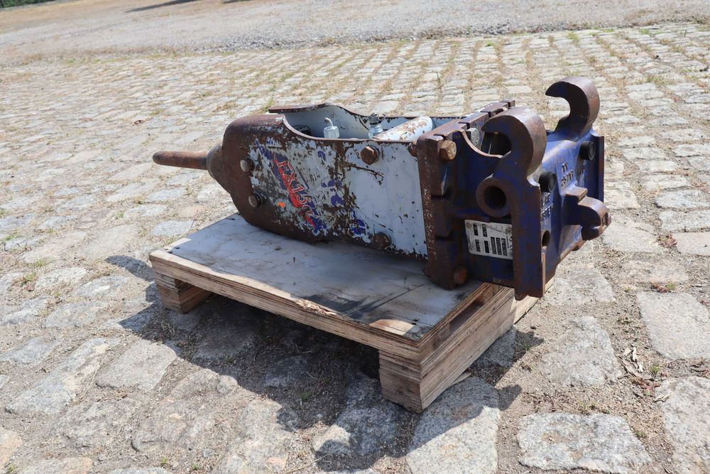 Furukawa FX15 69 kg 0.5–1.5 t Martelo Hidráulico