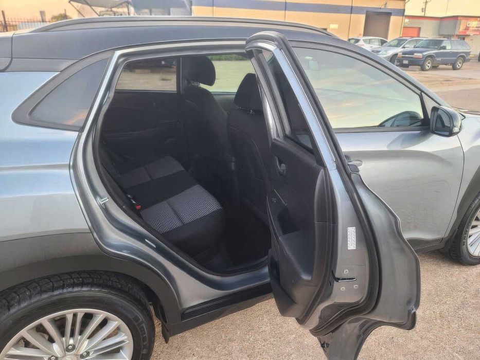 Hyundai Kona SEL      2019