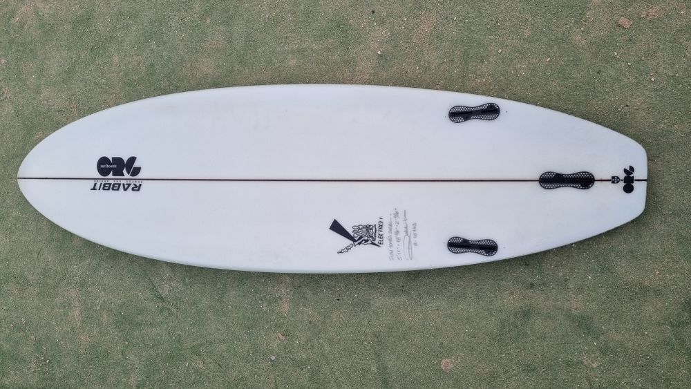 Prancha de Surf ORG 5'11 com 26,8L