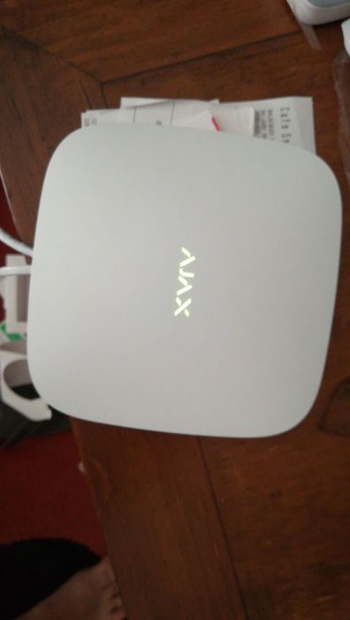 Vá de férias descansado Central de alarme controlada a distância