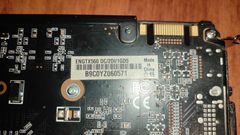 GTX 560 1Gb не робоча
