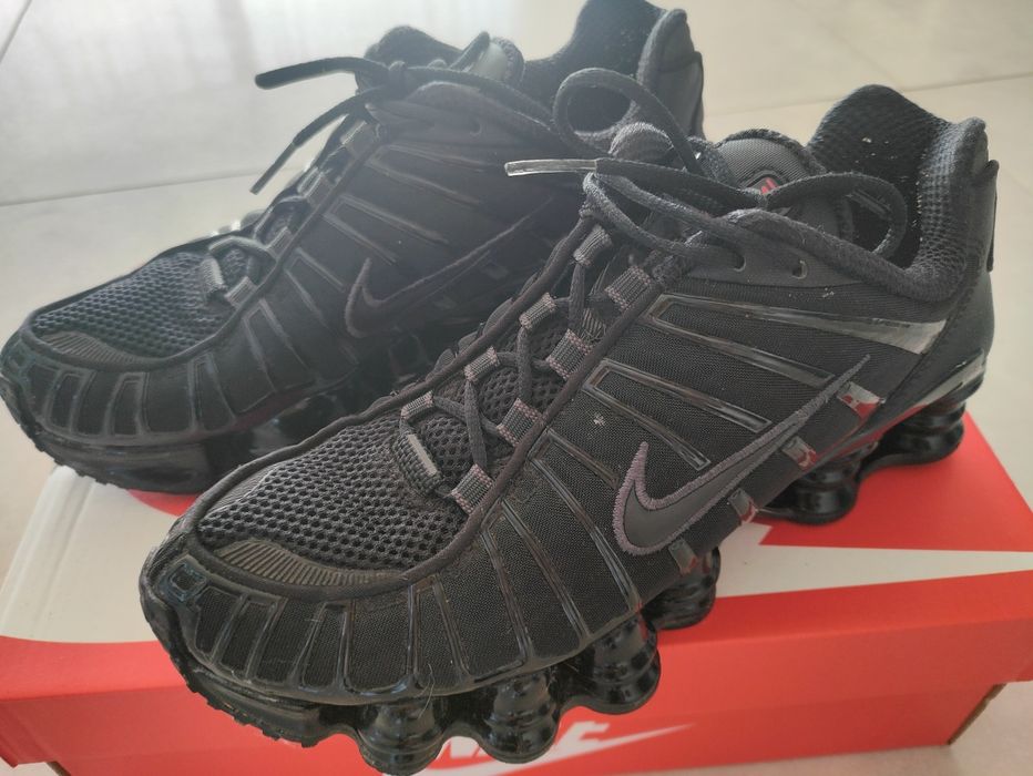 Damskie buty Nike Shox r.39