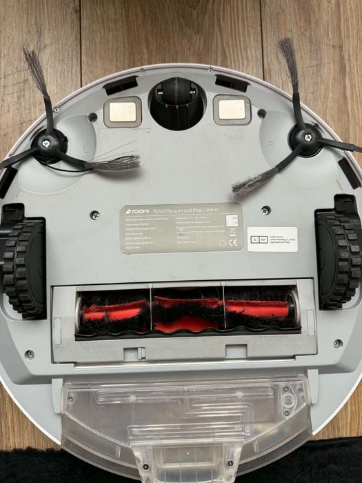 Robot sprzątający użyty kilka razy