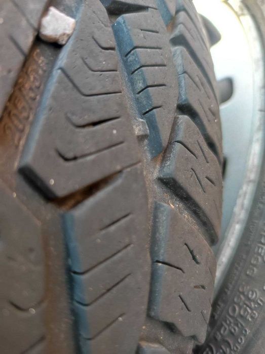 Диски Ford Focus з зимньою резиною