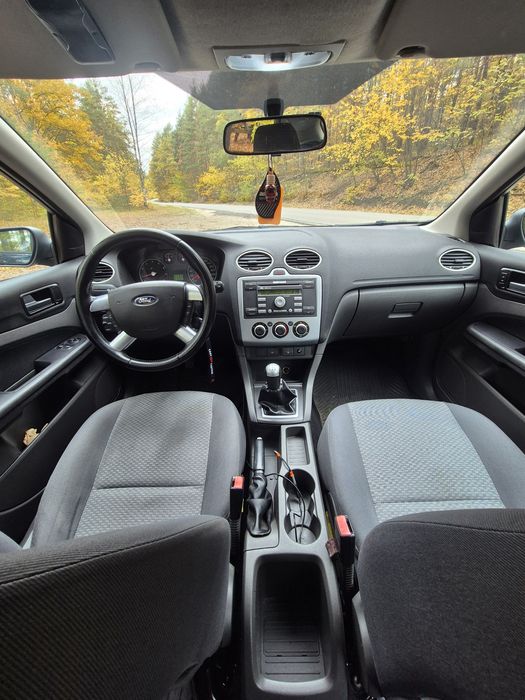 Ford Focus Mk2 1.6 benzyna 2005r